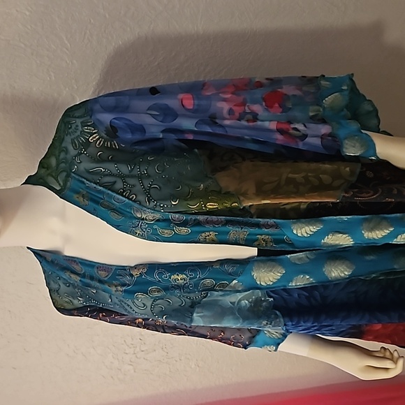 STERLING STYLES 1990s Mixed Print Metallic Patchwork Assymetric Kimono - Picture 6 of 11